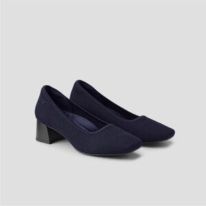 Vivaia melody pro Square-Toe Chunky Heels Navy Size 10.5